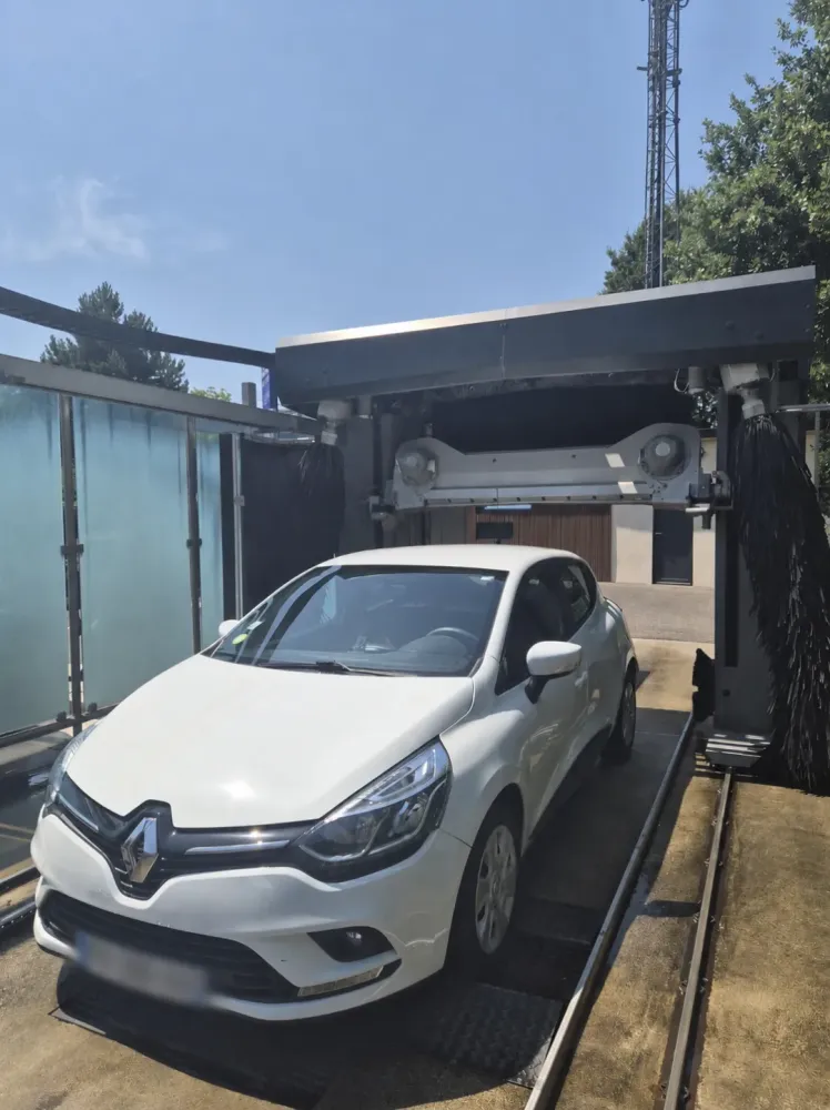 lavage auto guyancourt (2)